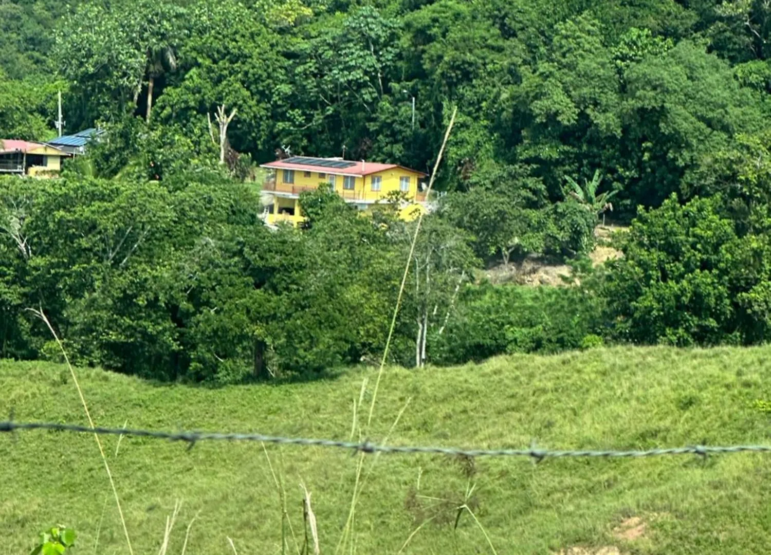 Сasa de vacaciones Villa La Casita Amarilla En Utuado, Puerto Rico