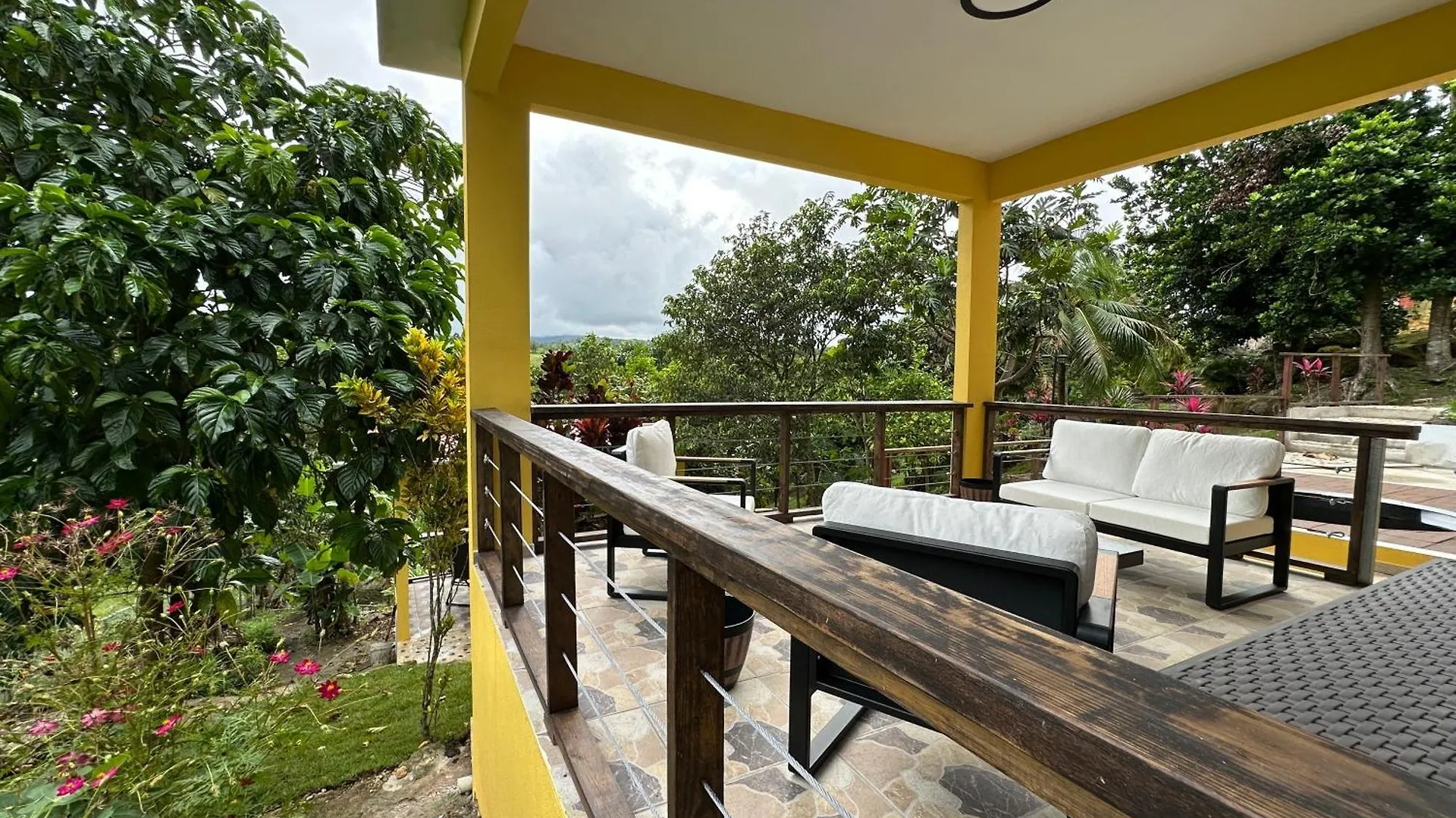 Villa La Casita Amarilla En Utuado, Puerto Rico Сasa de vacaciones Utuado