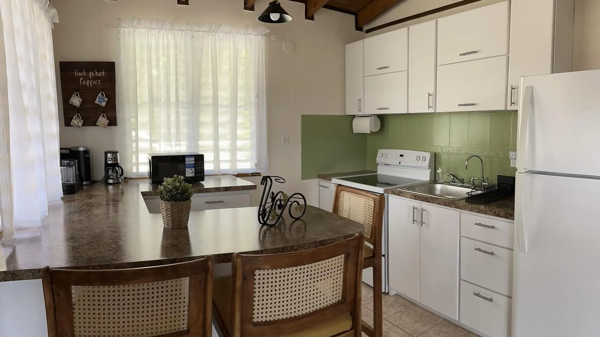 Villa La Casita Amarilla En Utuado, Puerto Rico Сasa de vacaciones